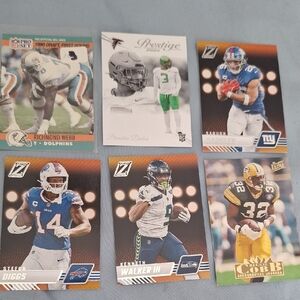 NFL Football Trading Cards Set